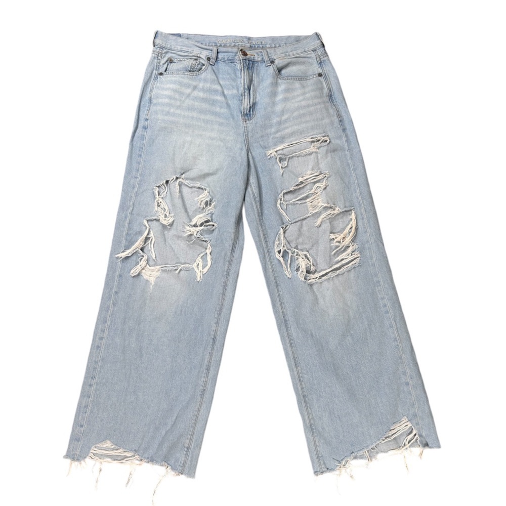 American Eagle Women’s Ripped Jeans - Picture 2 of 3
